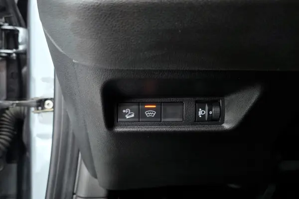 Jeep Avenger 54 kWh Summit Plus 23