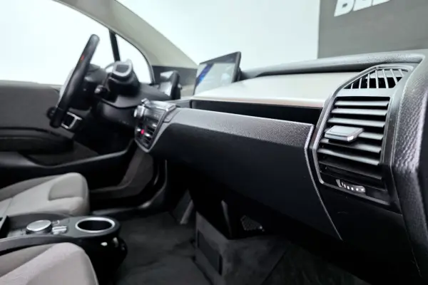 BMW i3 120Ah 26