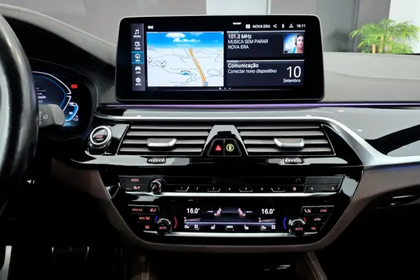 BMW 530 e Pack Desportivo M 38