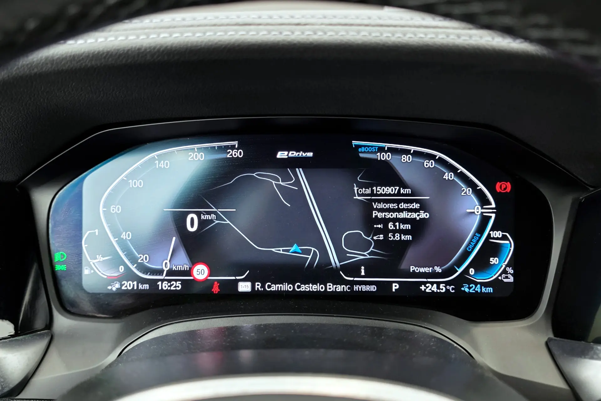 BMW 320 e Pack M Auto 28