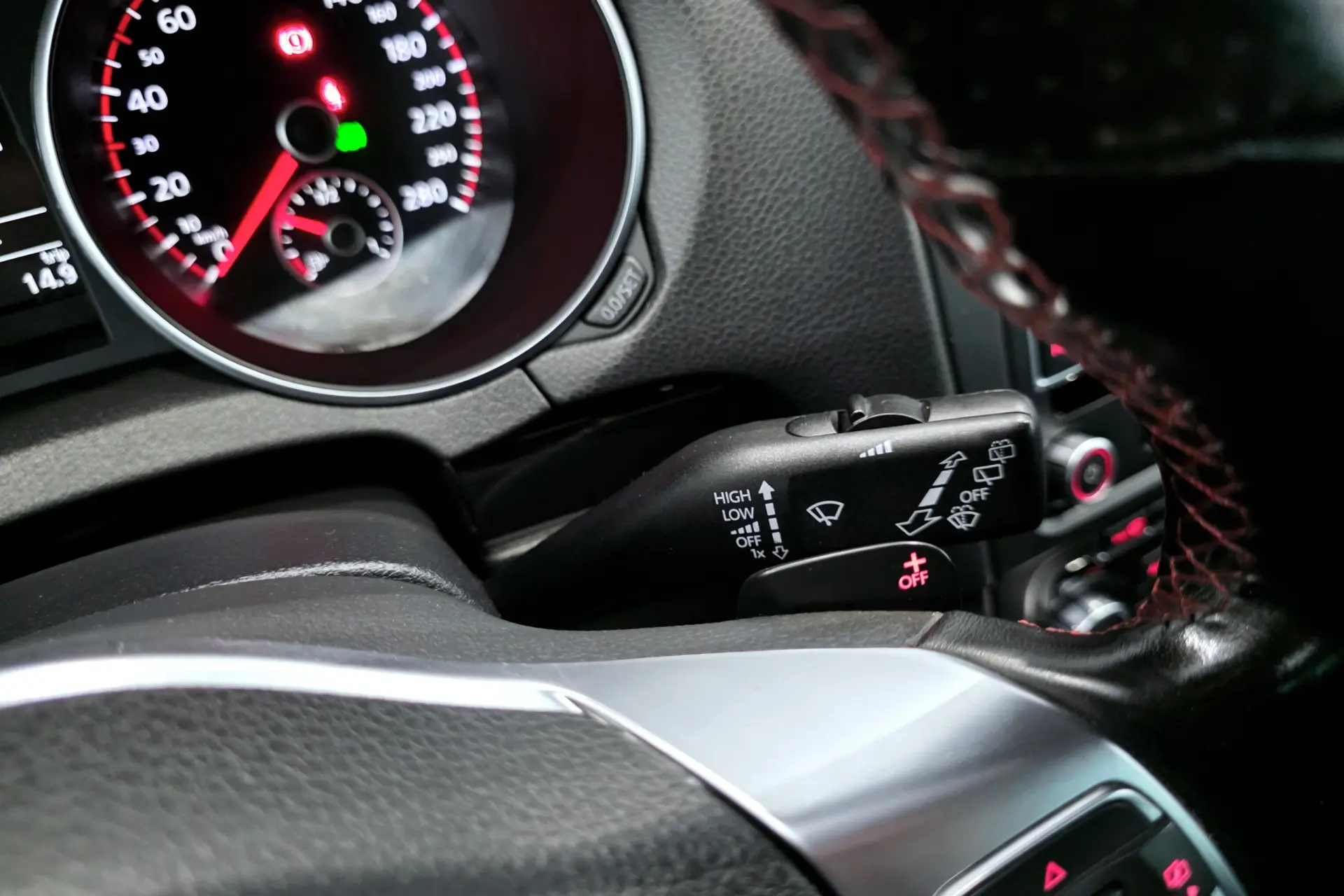 Volkswagen Golf 2.0 TSi GTI DSG 18