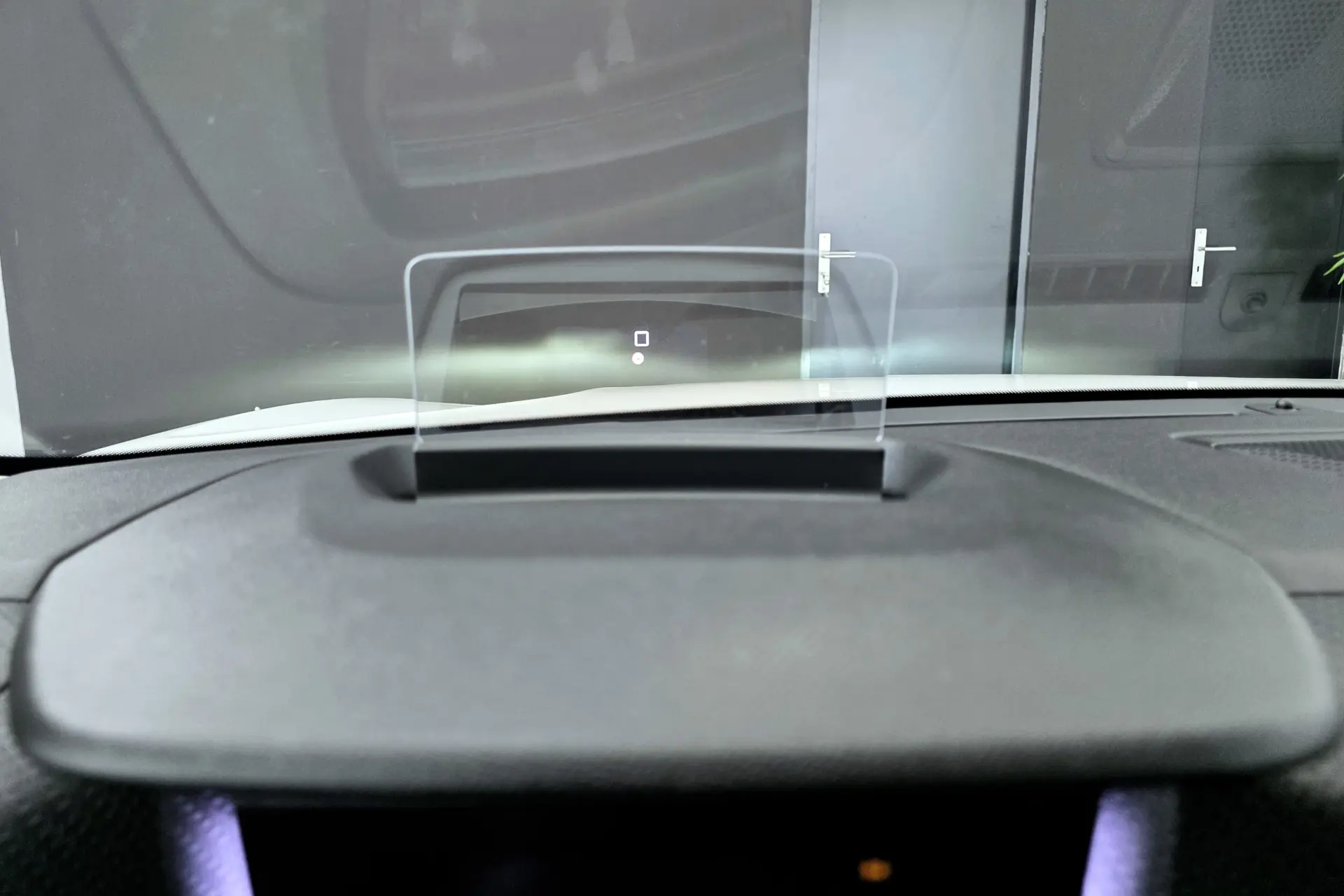 Citroen C4 PureTech 130 Stop&Start EAT8 C-SERIES 23