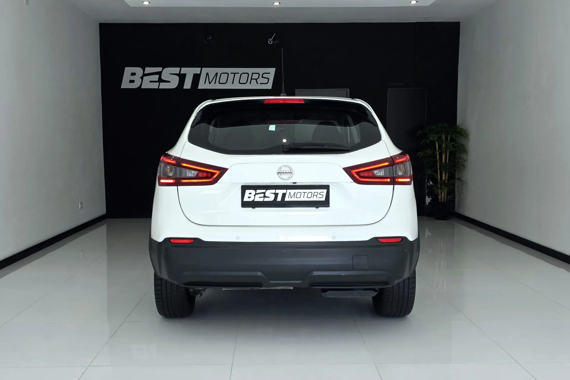 Nissan Qashqai 1.7 dCi N-Connecta 6