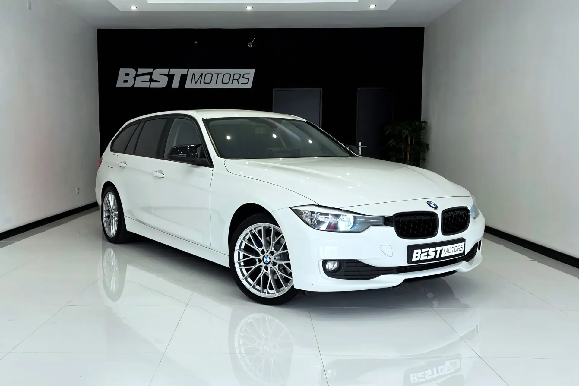 BMW 318 d Touring 3
