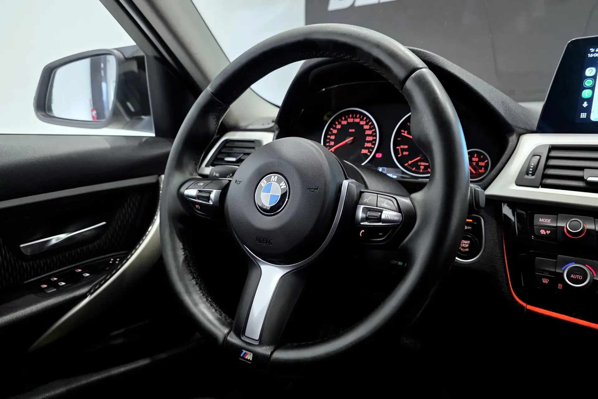 BMW 318 d Touring 15