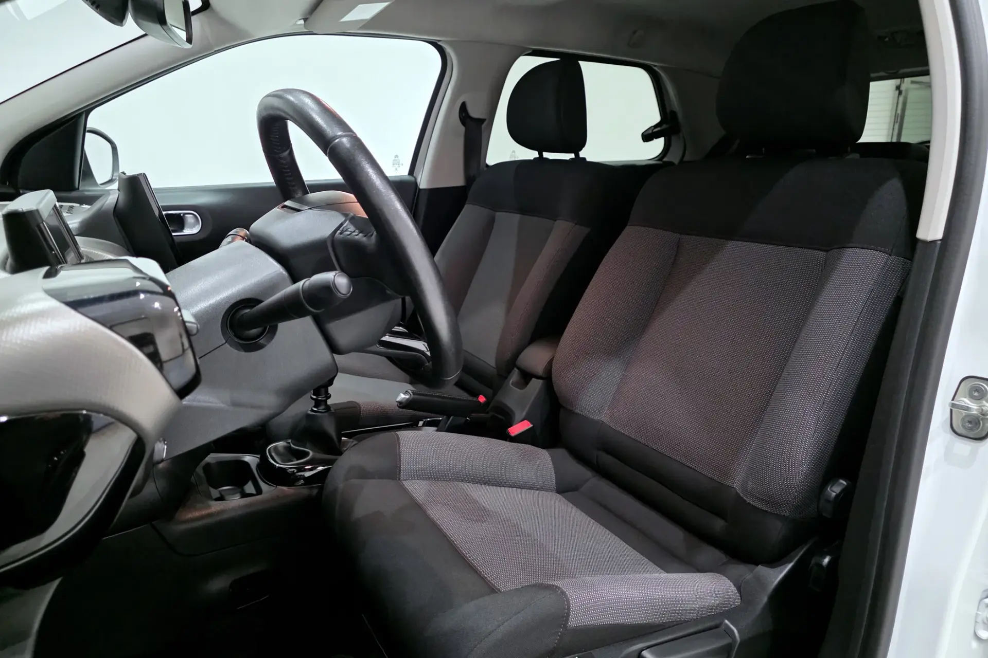 Citroën C4 Cactus Pure Tech 110 Stop&Start Shine Edition 8