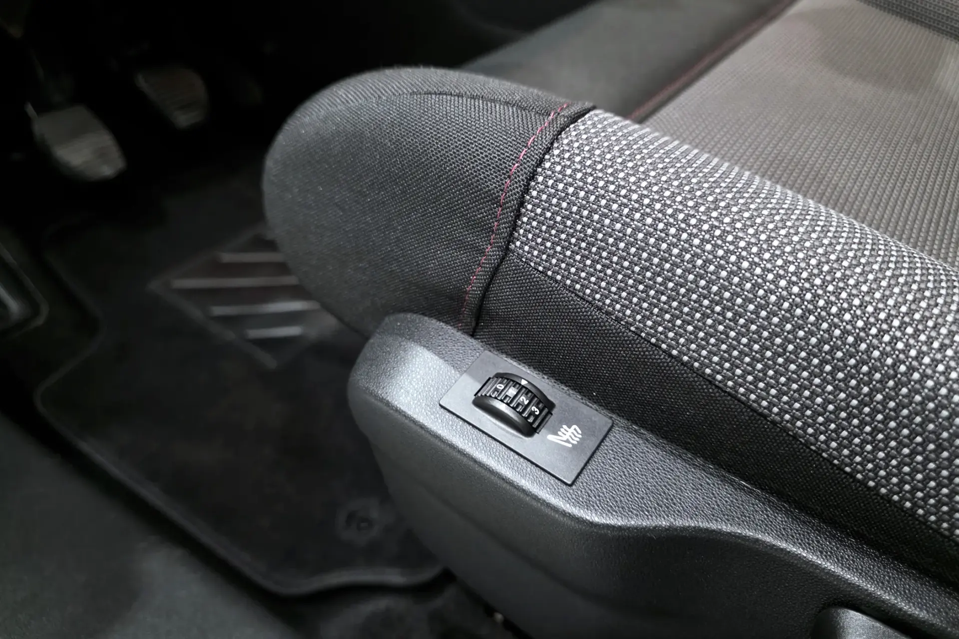 Citroën C4 Cactus Pure Tech 110 Stop&Start Shine Edition 10