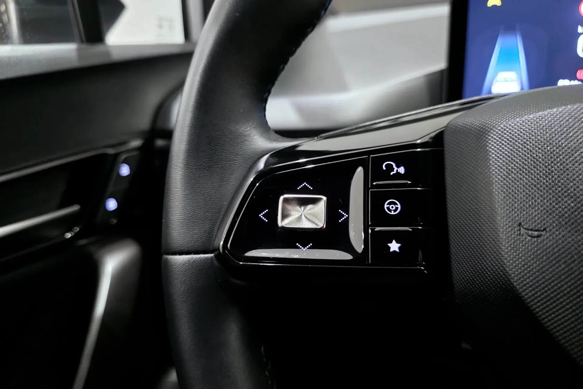 MG MG4 64 kWh Comfort 17