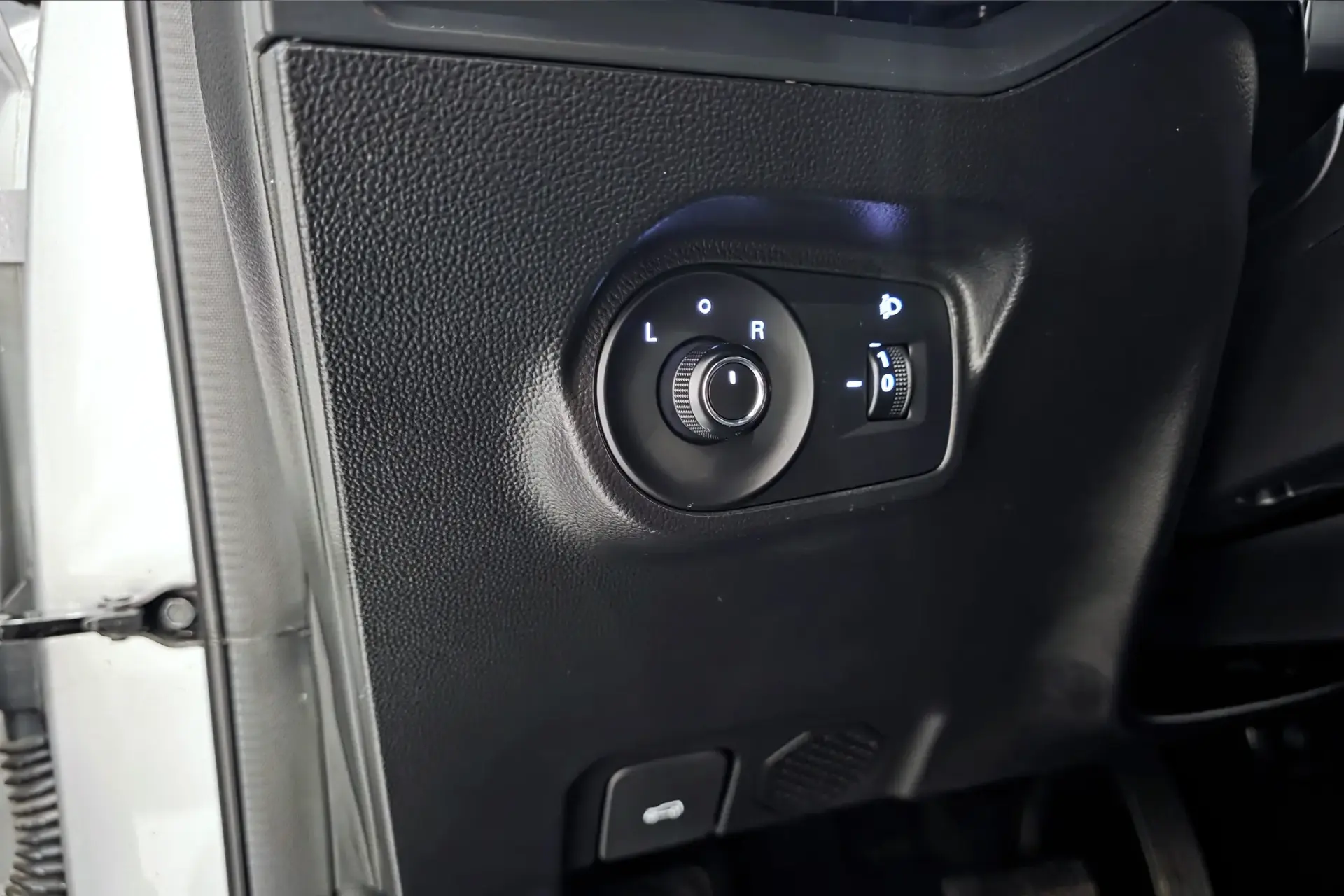 MG MG4 64 kWh Comfort 19