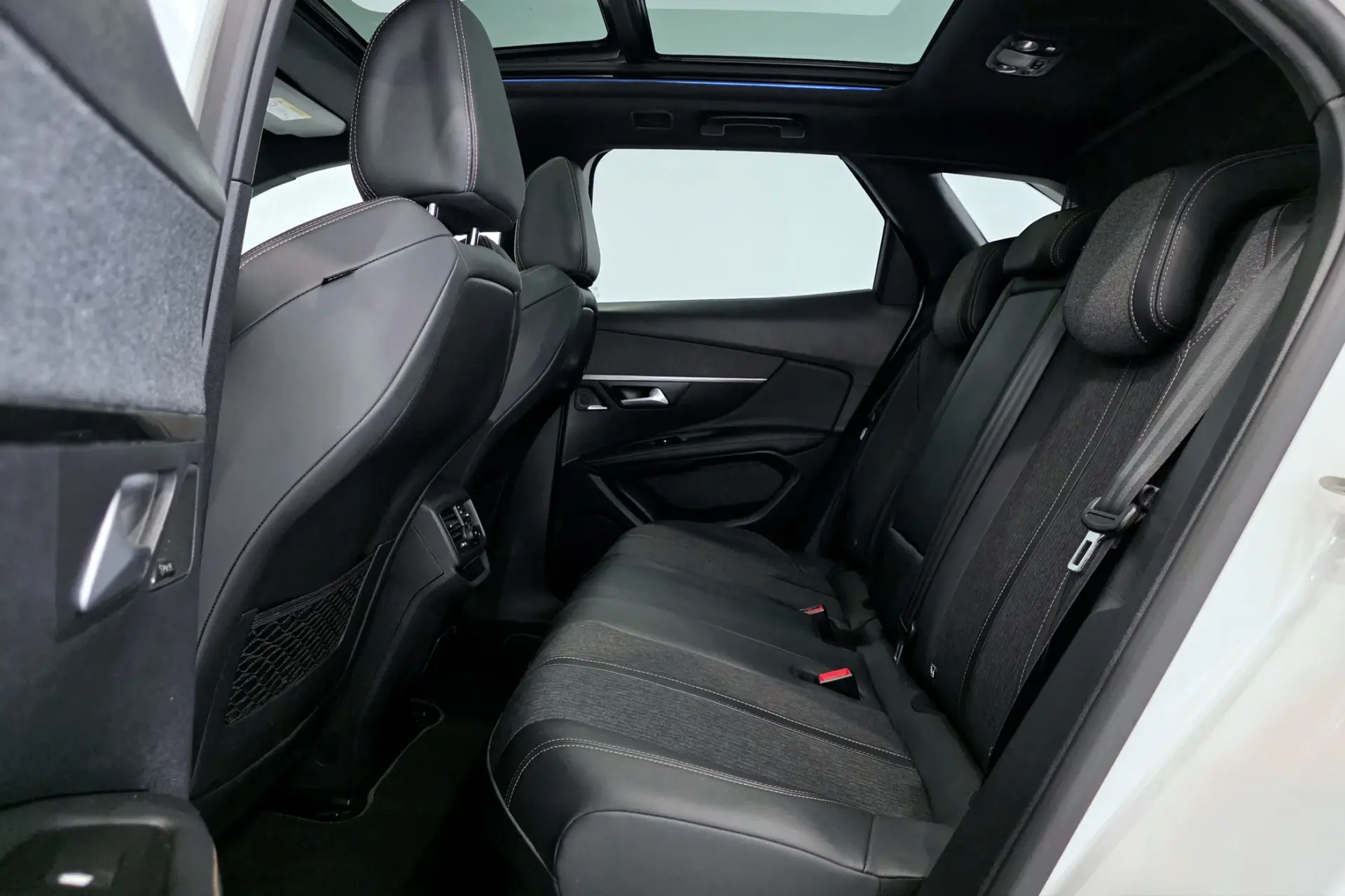 Peugeot 3008 1.5 BlueHDi GT Line EAT8 13