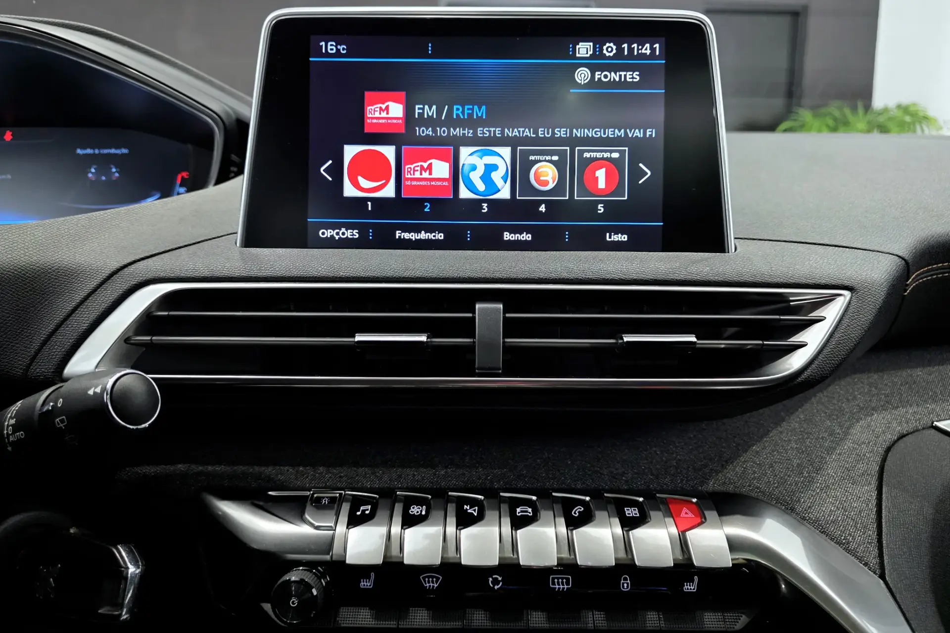 Peugeot 3008 1.5 BlueHDi GT Line EAT8 24