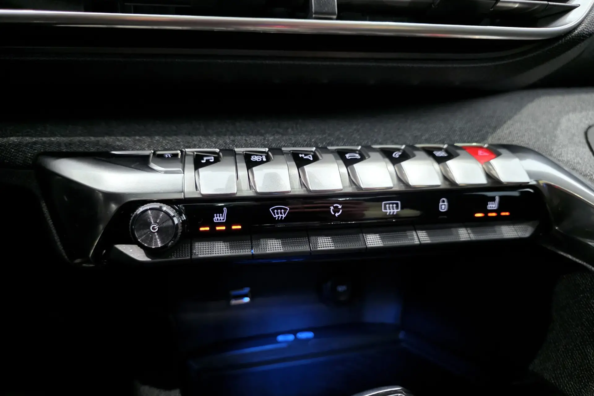 Peugeot 3008 1.5 BlueHDi GT Line EAT8 26