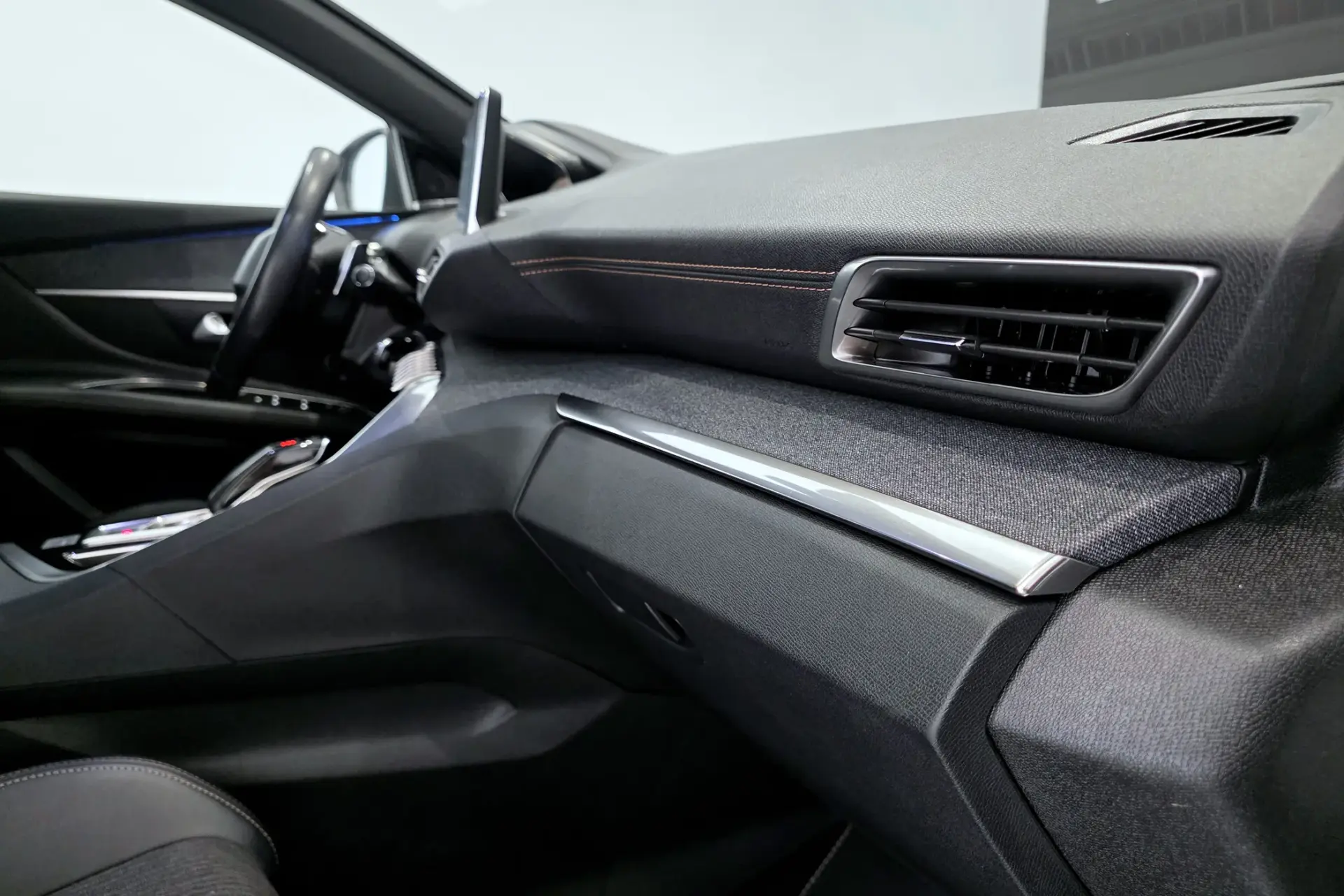 Peugeot 3008 1.5 BlueHDi GT Line EAT8 29