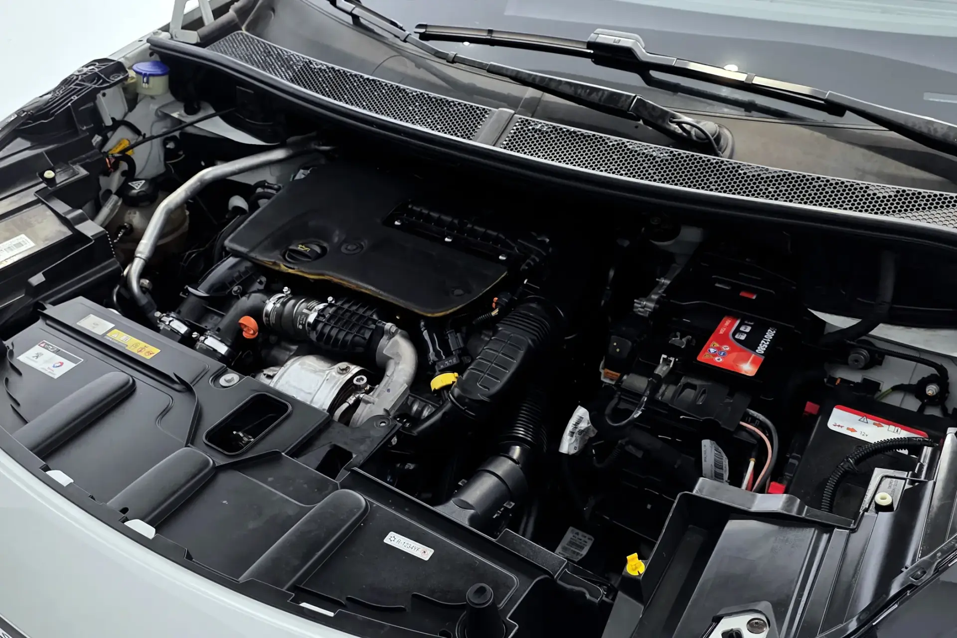 Peugeot 3008 1.6 BlueHDi GT Line EAT6 34