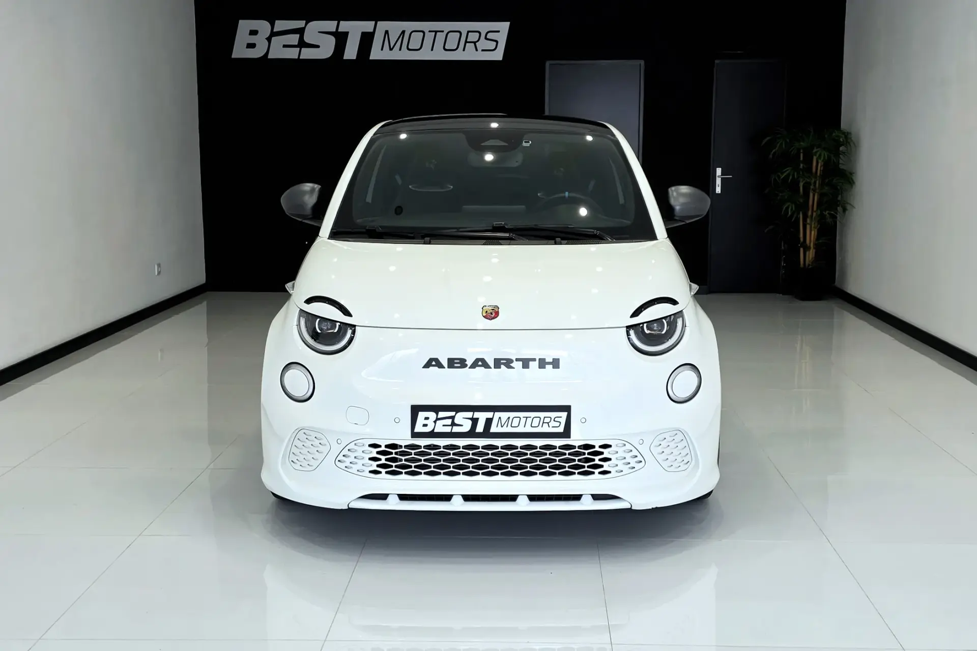 Abarth 500e C Scorpionissima 2