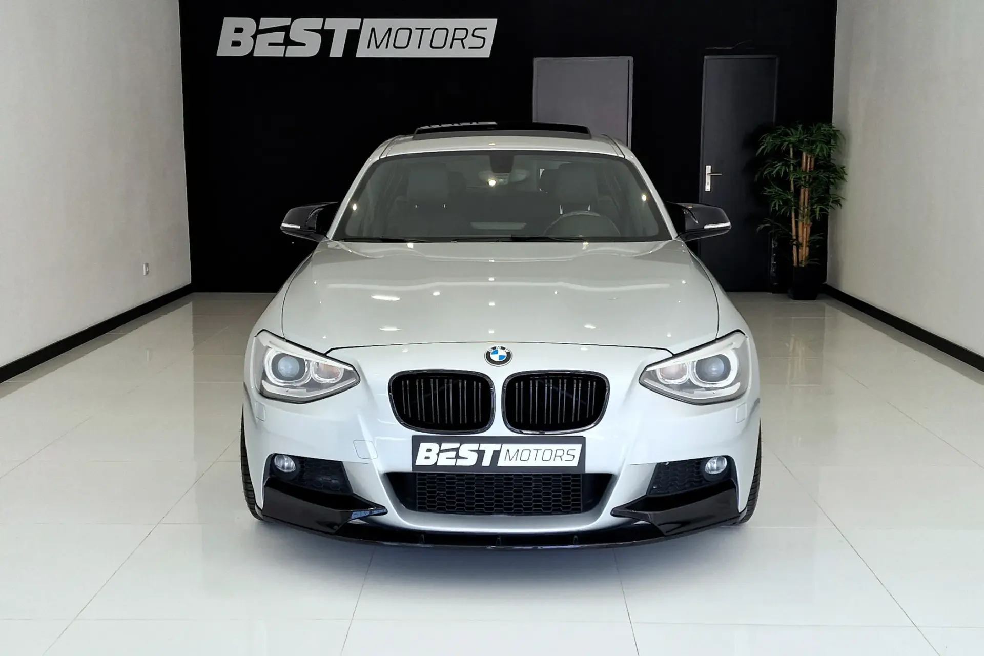 BMW 120 d Pack M Auto 2