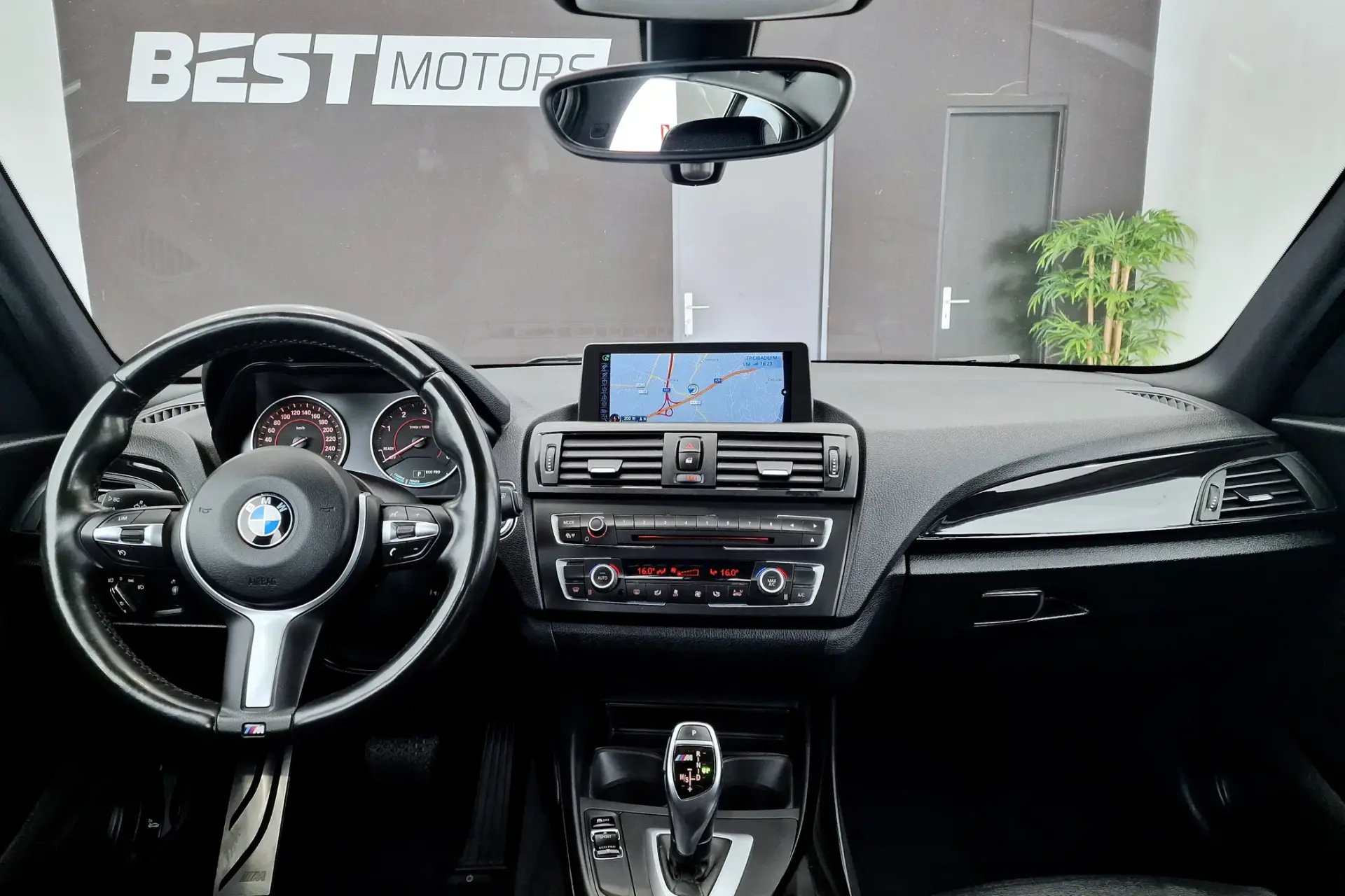 BMW 120 d Pack M Auto 7