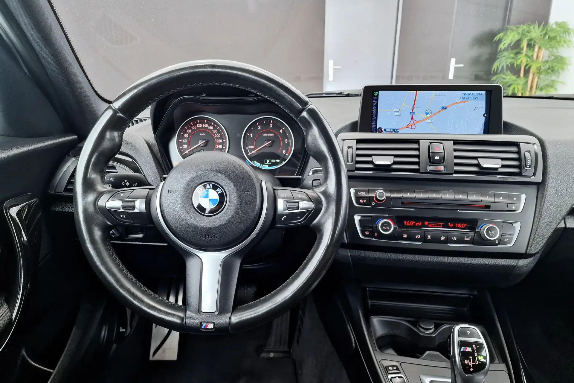 BMW 120 d Pack M Auto 16