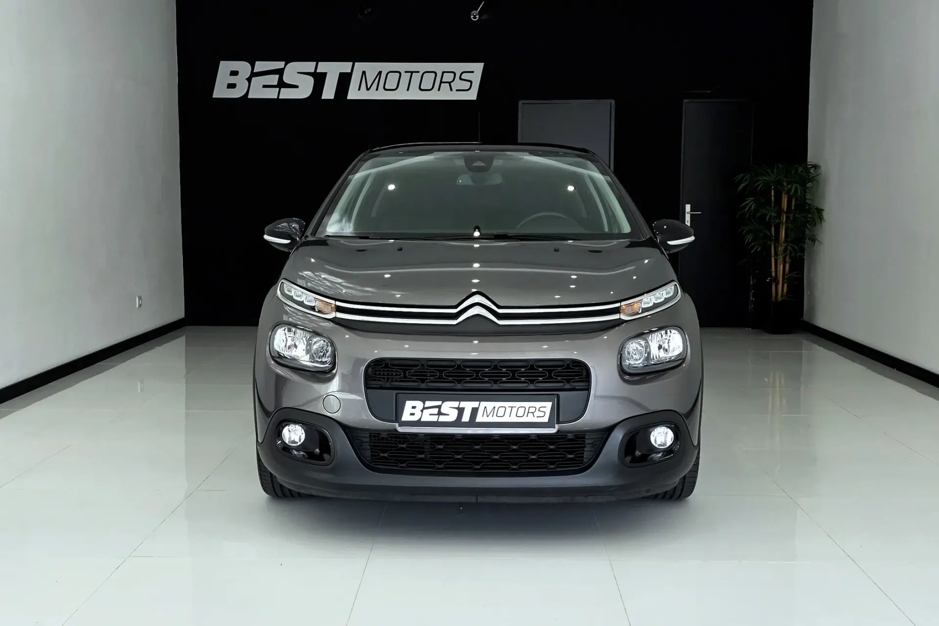 Citroën C3 1.2 PureTech Shine 2
