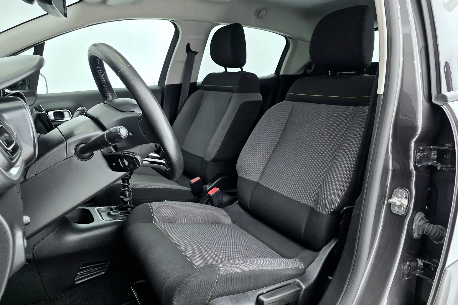 Citroën C3 1.2 PureTech Shine 8