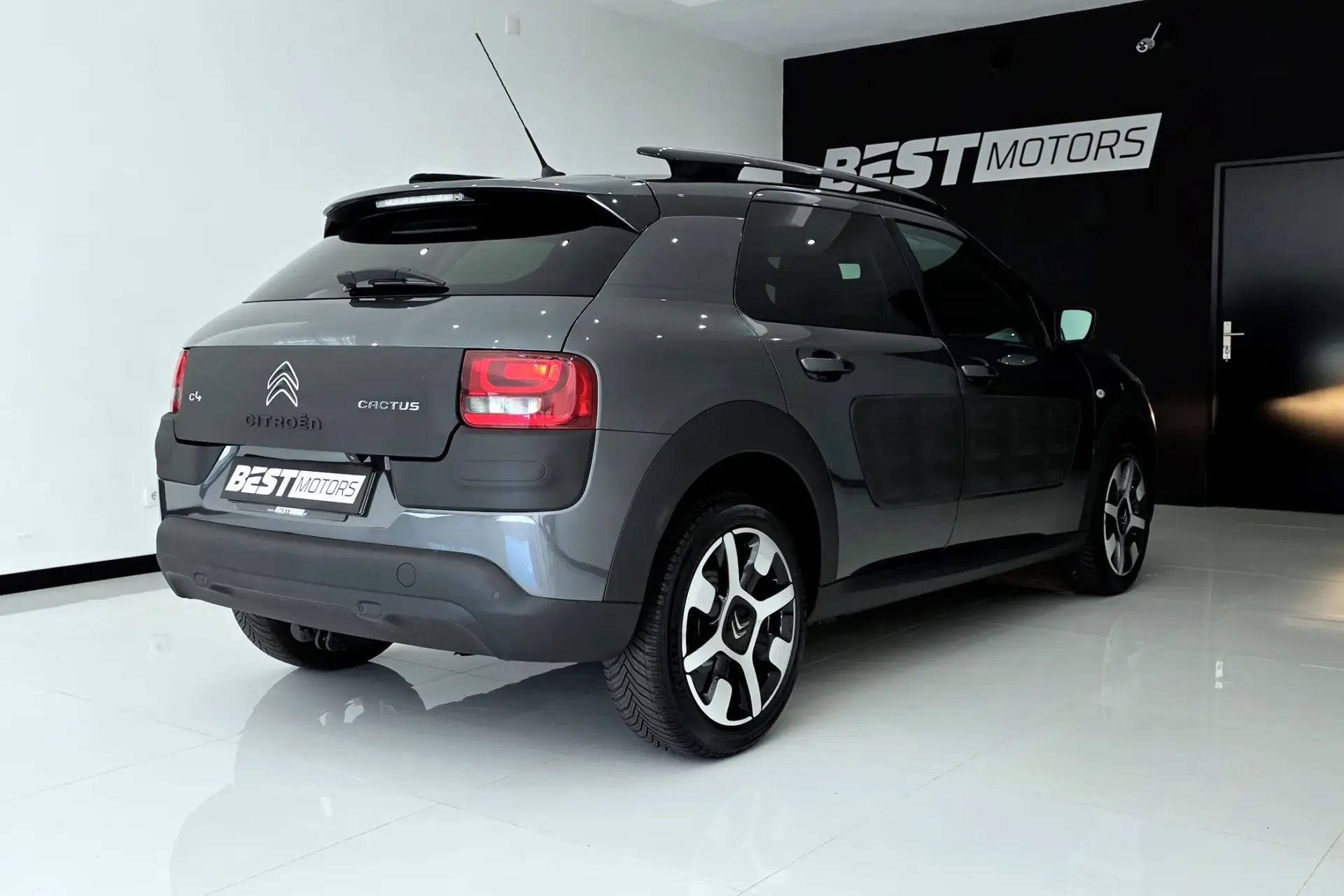 Citroën C4 Cactus Pure Tech 110 Stop&Start Shine Edition 5