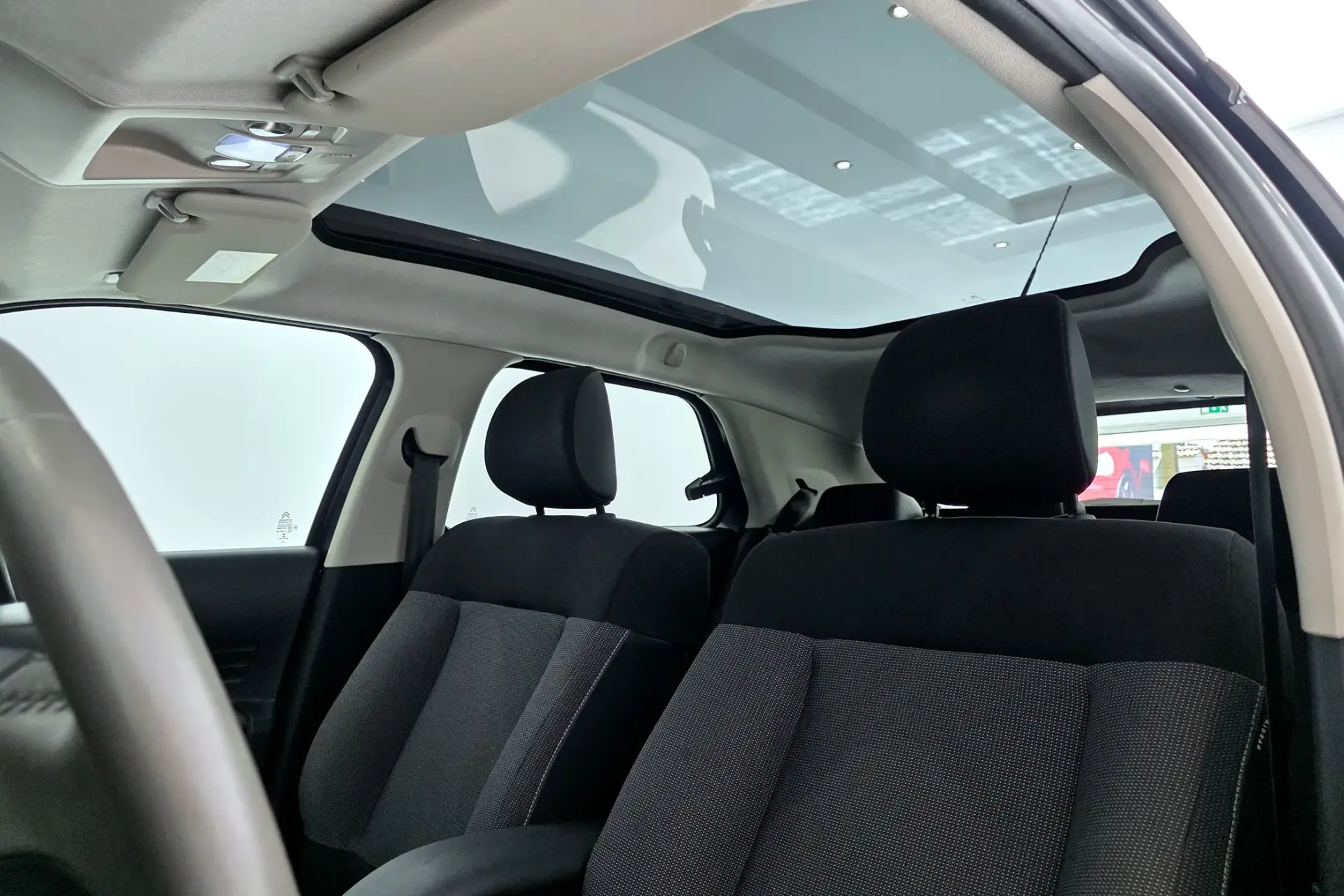 Citroën C4 Cactus Pure Tech 110 Stop&Start Shine Edition 9