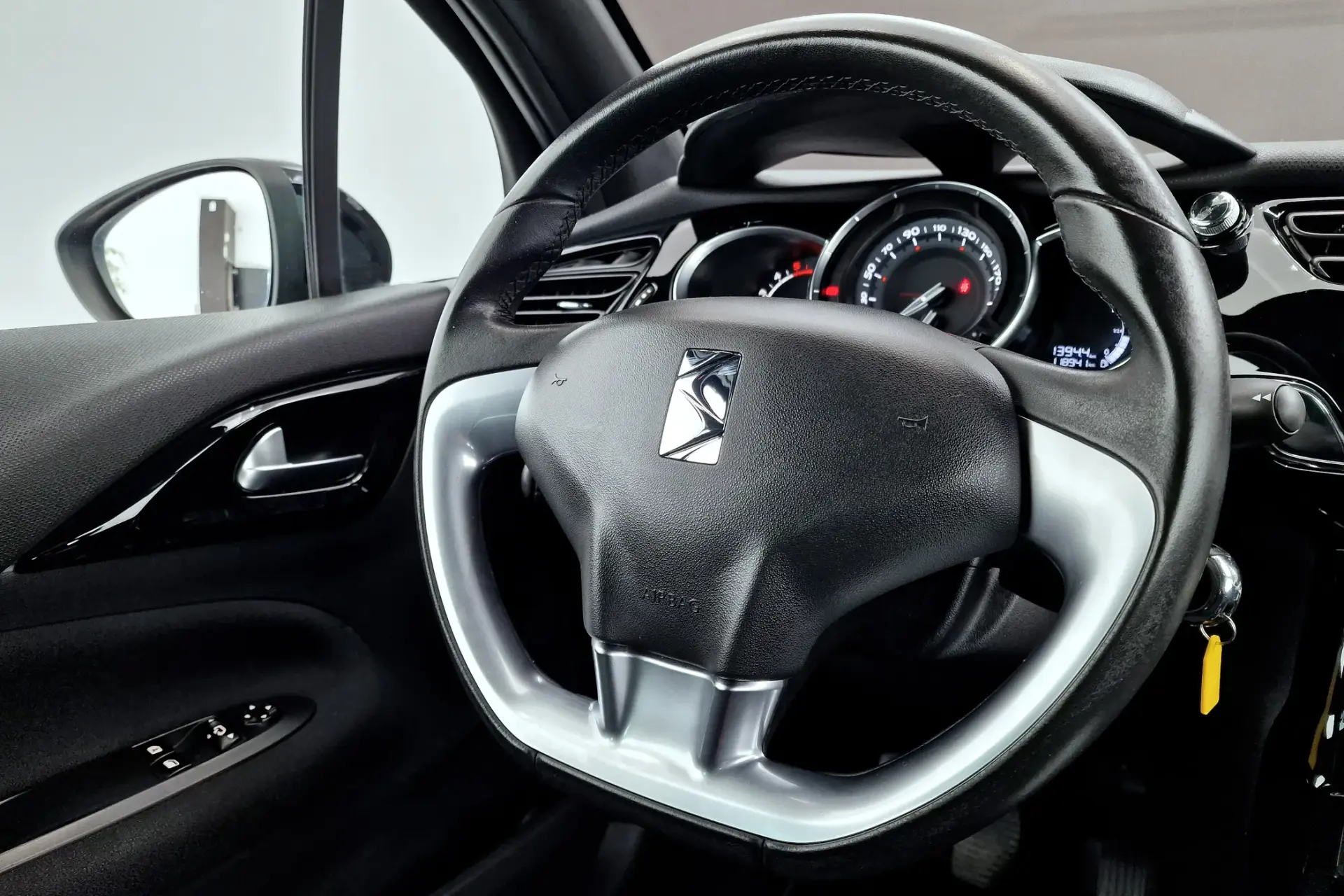 Citroën DS3 1.6 BlueHDi 1955 15