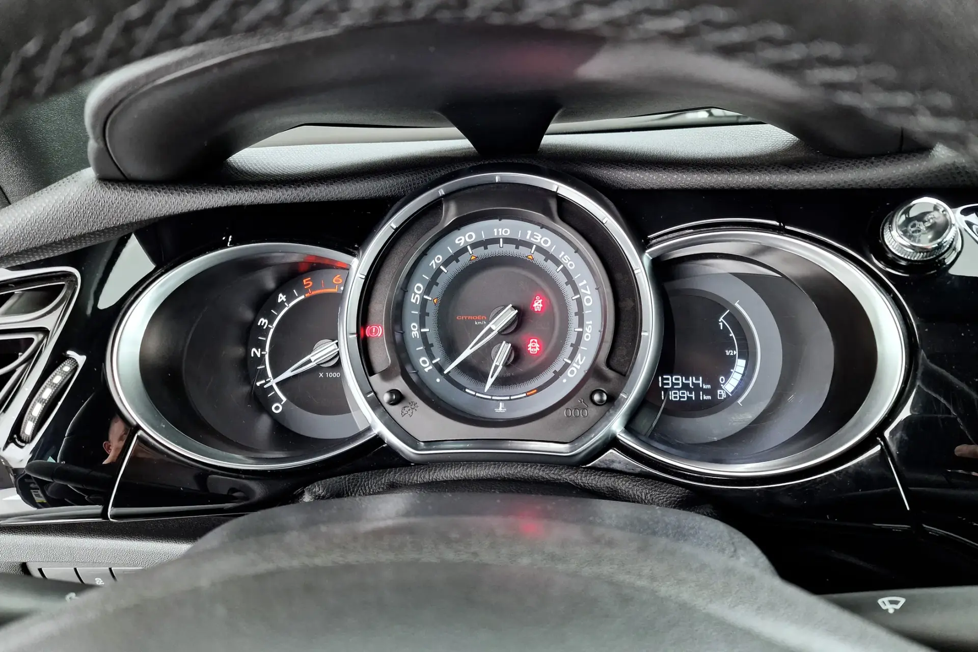 Citroën DS3 1.6 BlueHDi 1955 19