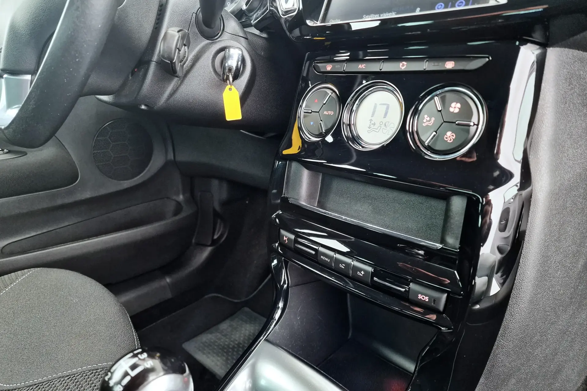 Citroën DS3 1.6 BlueHDi 1955 22