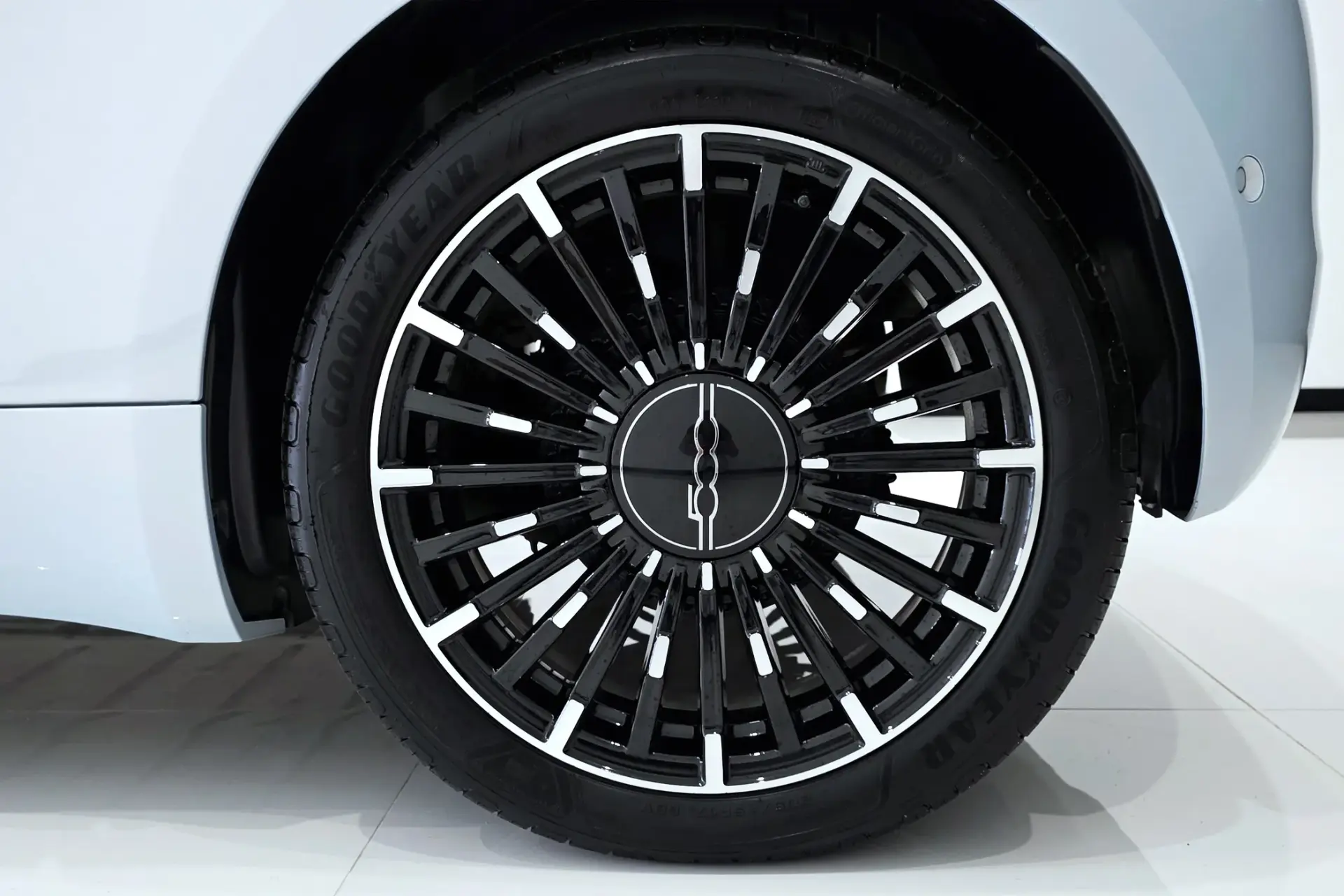 Fiat 500e C La Prima 35