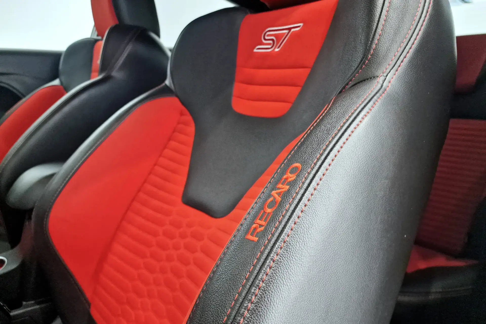 Ford Fiesta 1.6 T ST 10