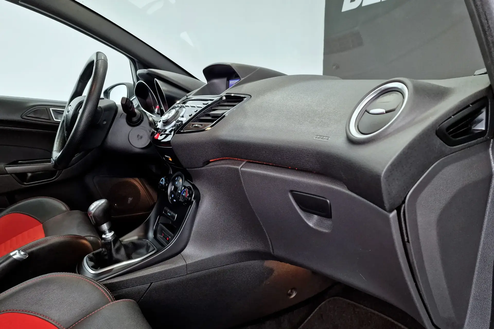 Ford Fiesta 1.6 T ST 25