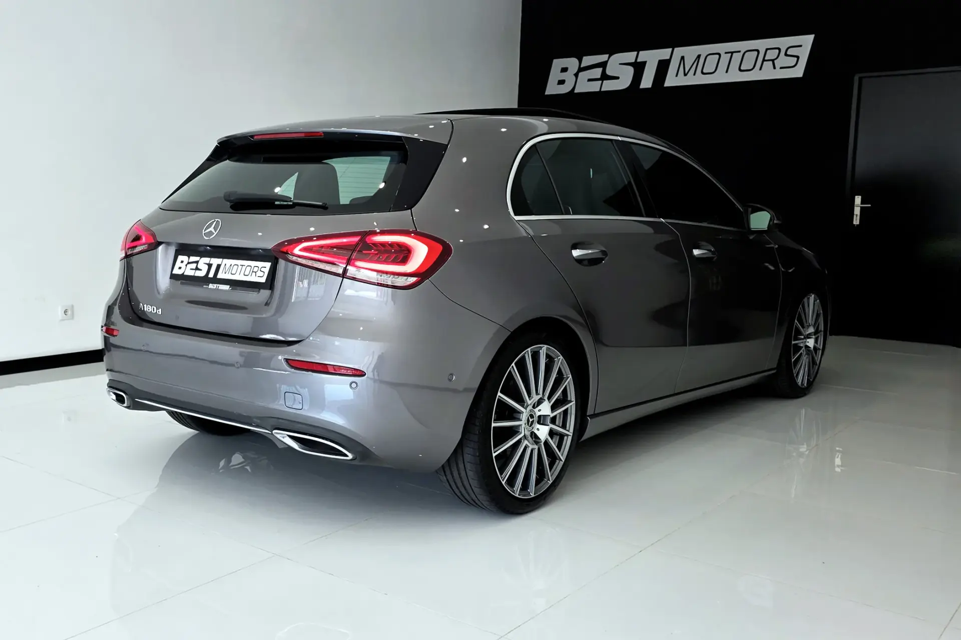 Mercedes-Benz A 180 d 7G-DCT Progressive 5