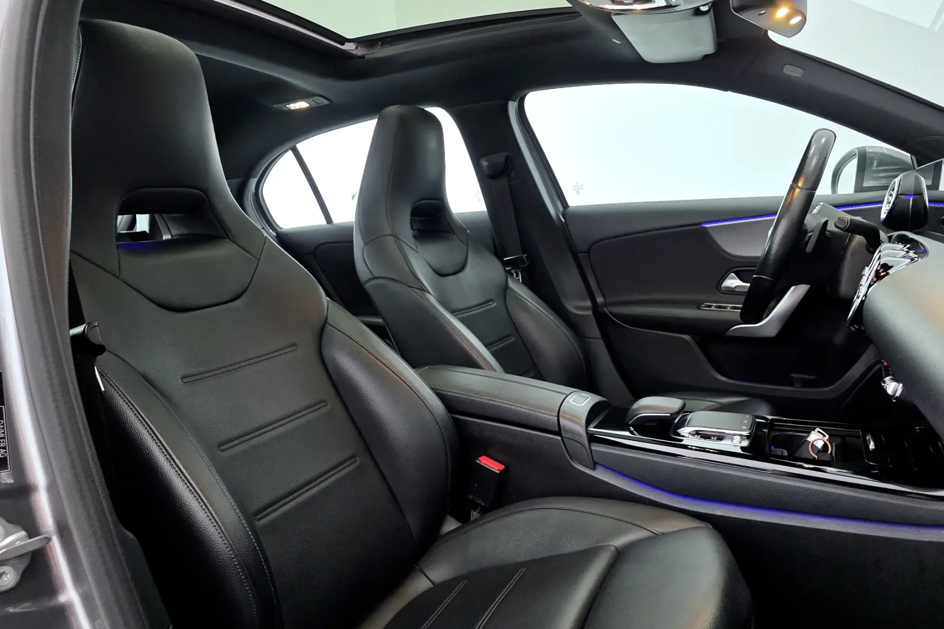 Mercedes-Benz A 180 d 7G-DCT Progressive 14