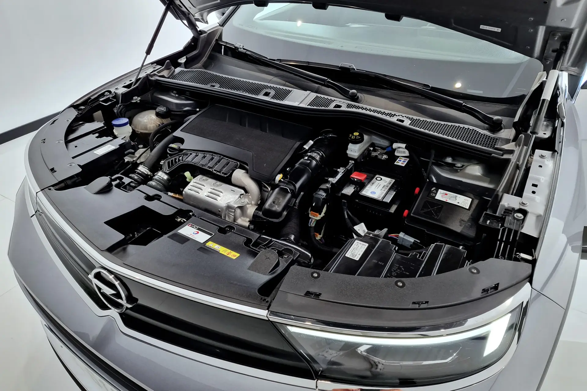 Opel Mokka 1.2 T Ultimate AT 28