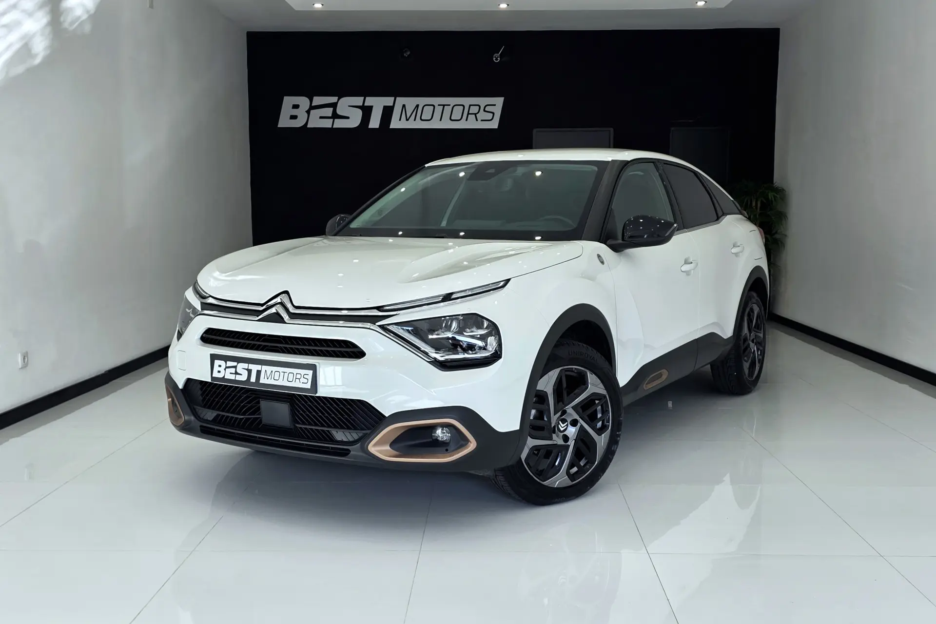 Citroen C4 PureTech 130 Stop&Start EAT8 C-SERIES 1