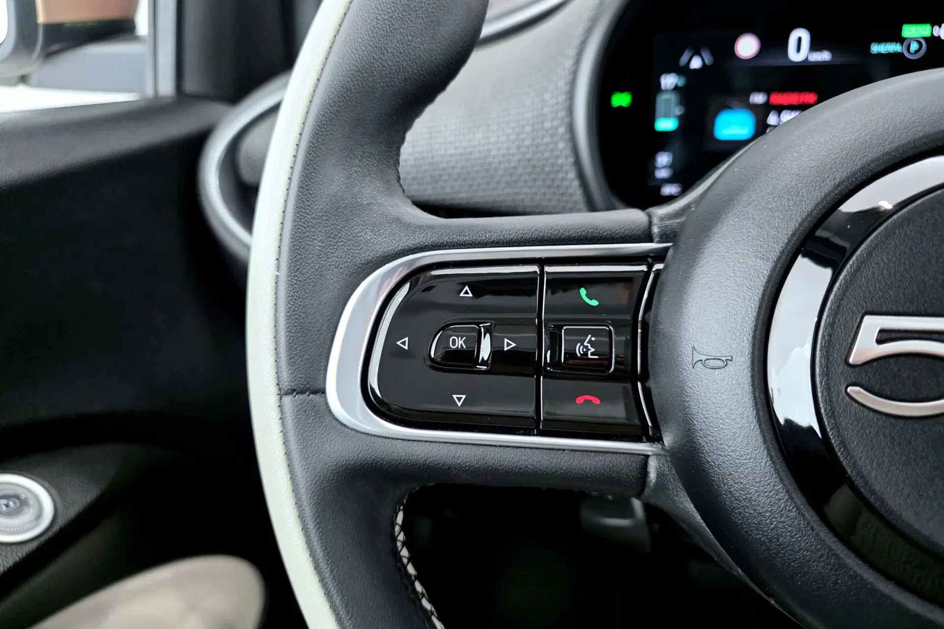 Fiat 500e 42kWh la Prima (by Bocelli) 16