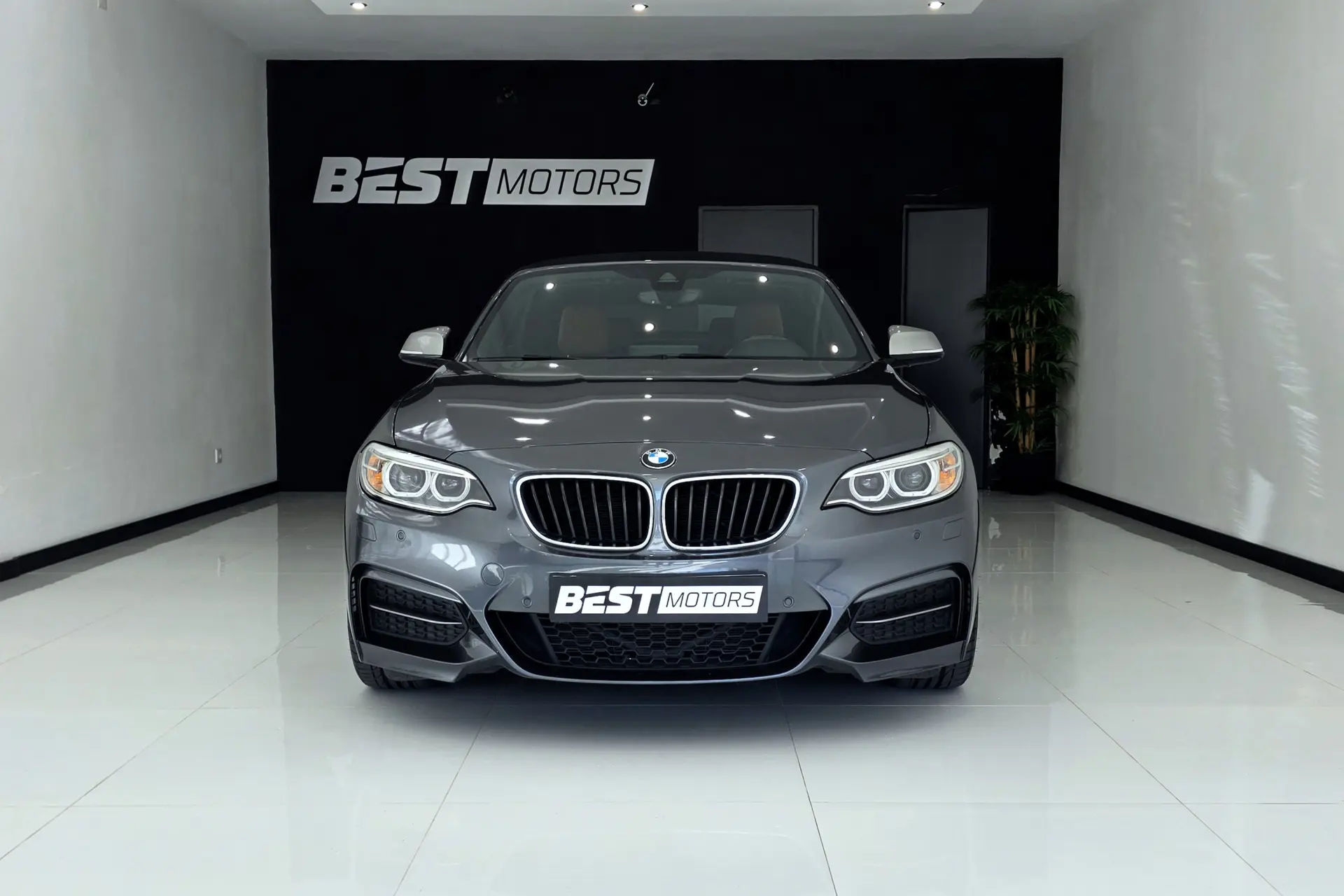 BMW M240i xDrive Auto 2