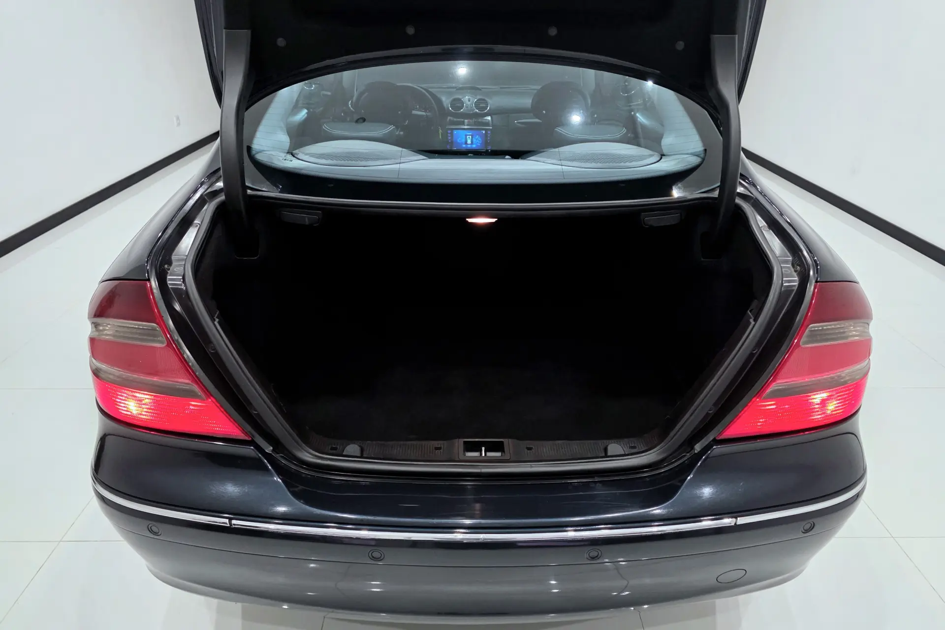 Mercedes-Benz CLK 270 CDi Avantgarde 13