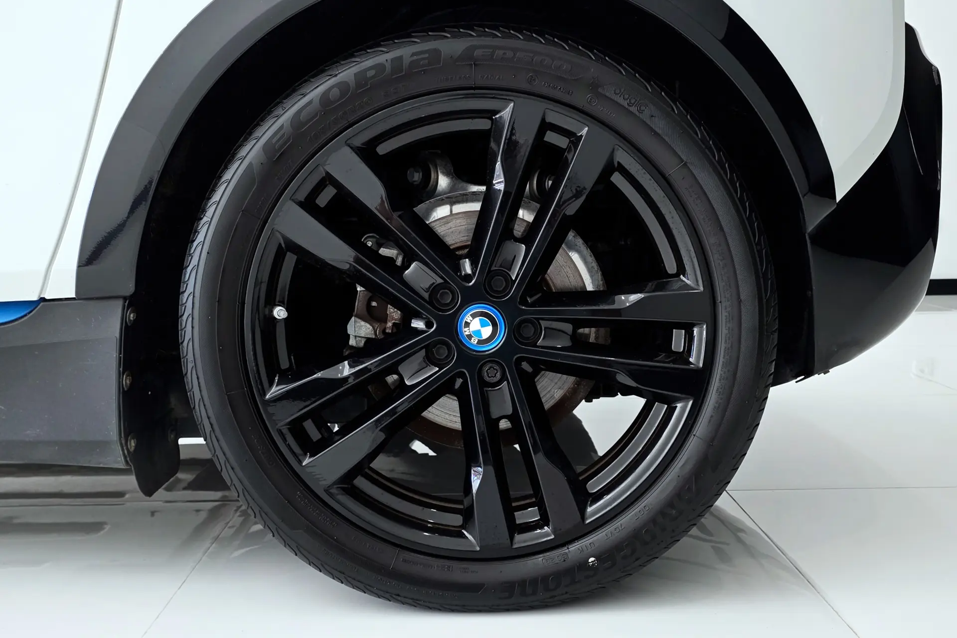 BMW i3 120Ah 27
