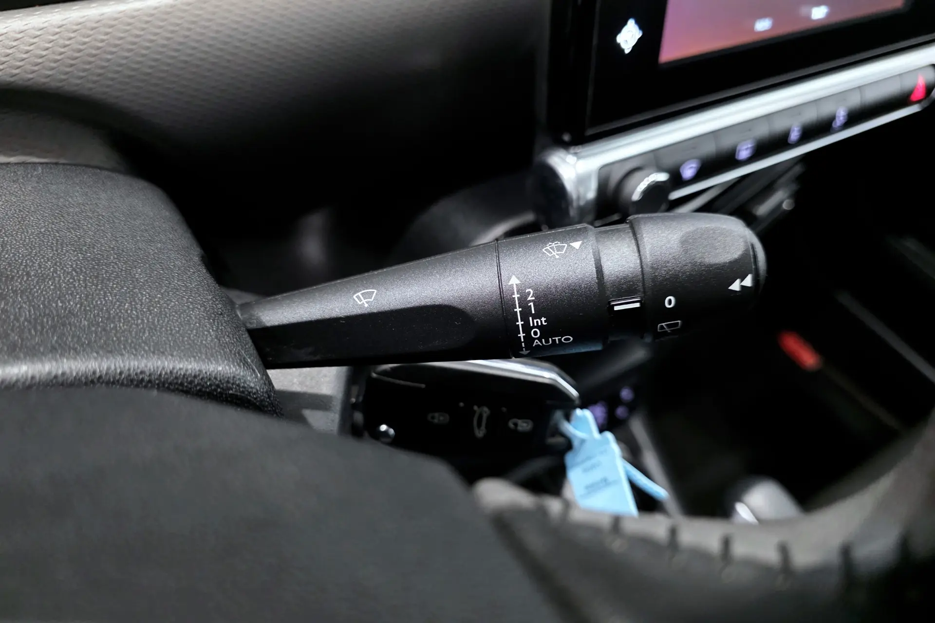 Citroën C4 Cactus Pure Tech 110 Stop&Start EAT6 Shine 18