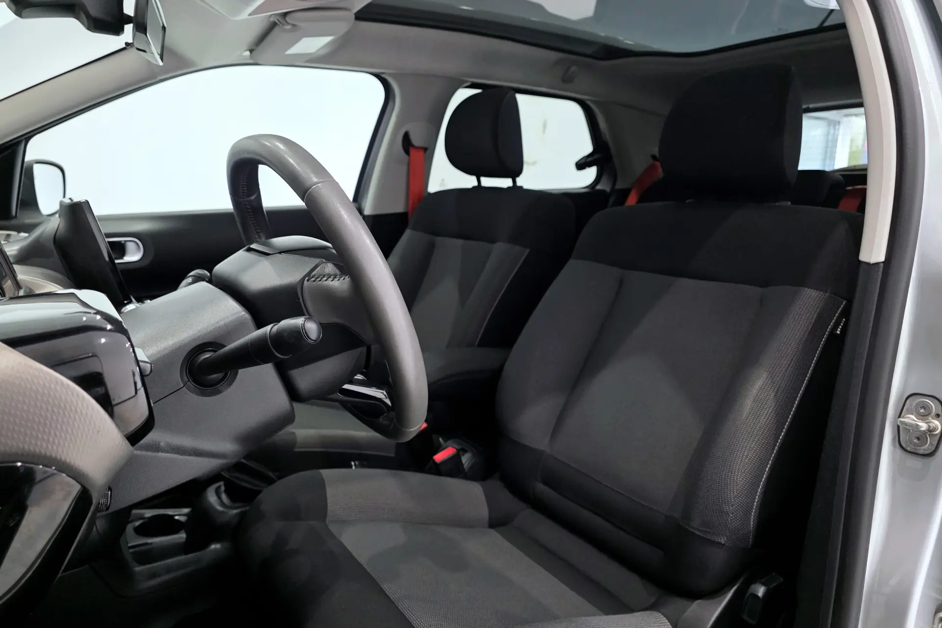 Citroën C4 Cactus Pure Tech 110 Stop&Start EAT6 Shine 8