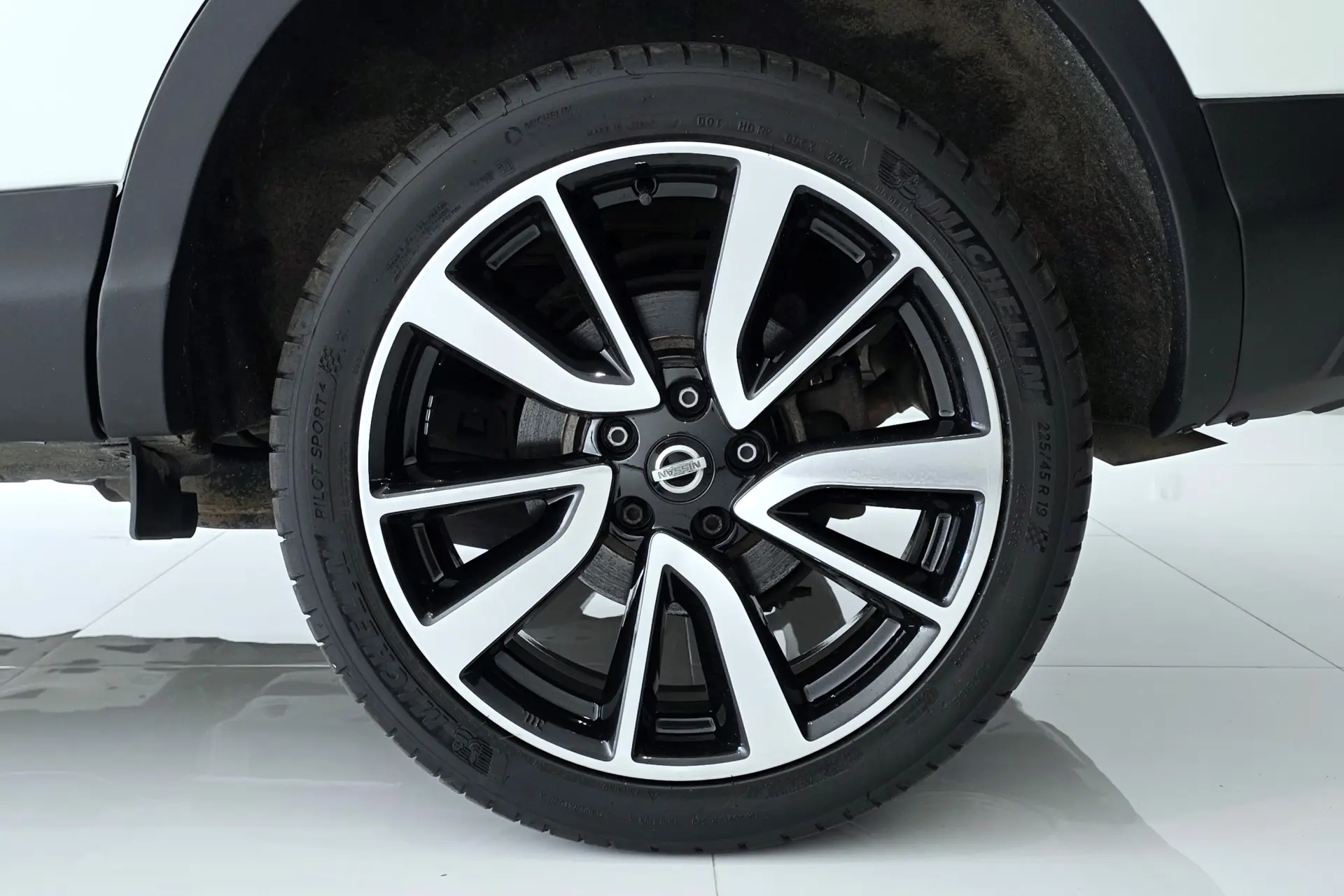 Nissan Qashqai 1.7 dCi N-Connecta 23