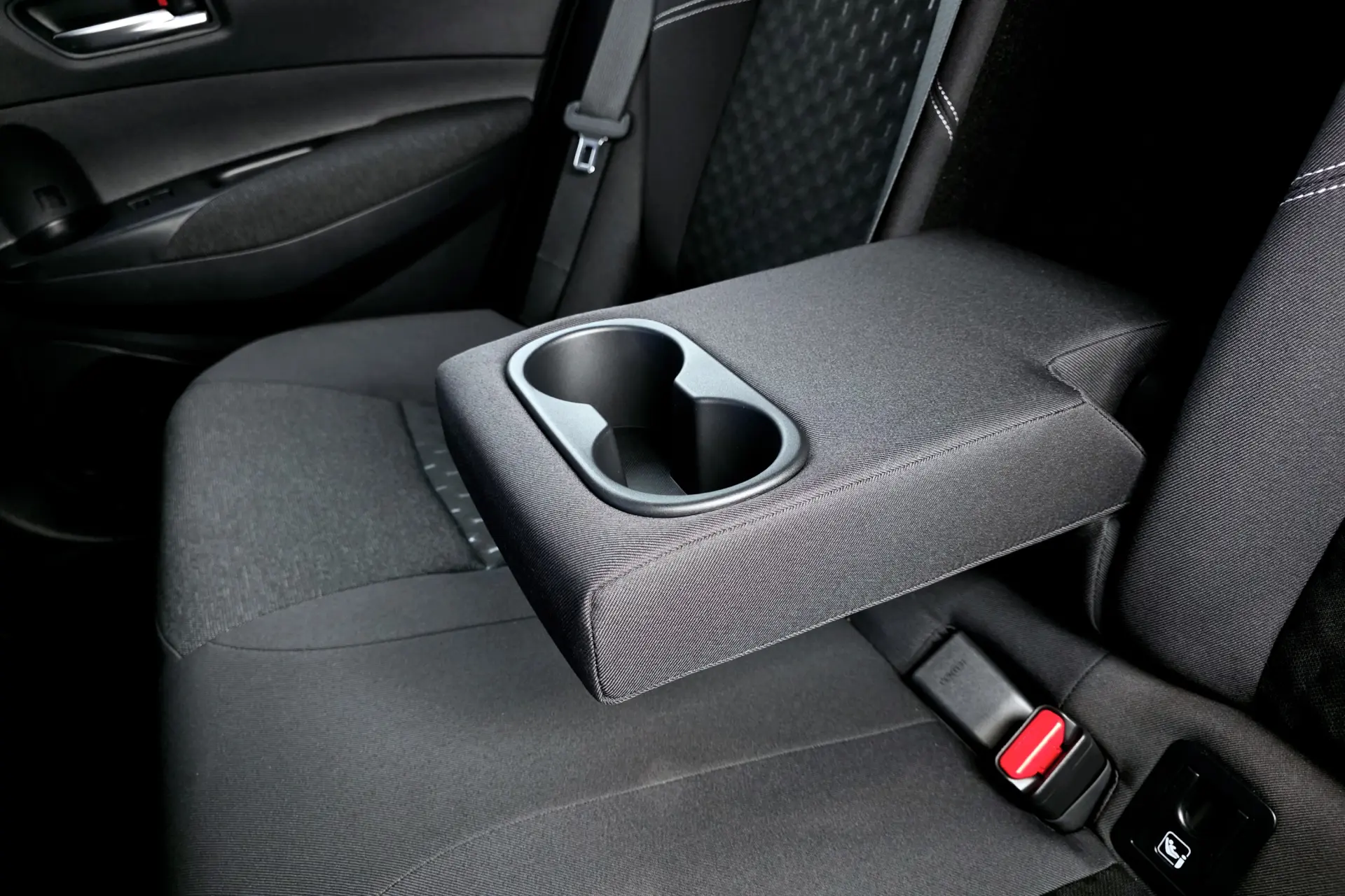 Toyota Corolla 1.8 Hybrid Comfort Plus 10