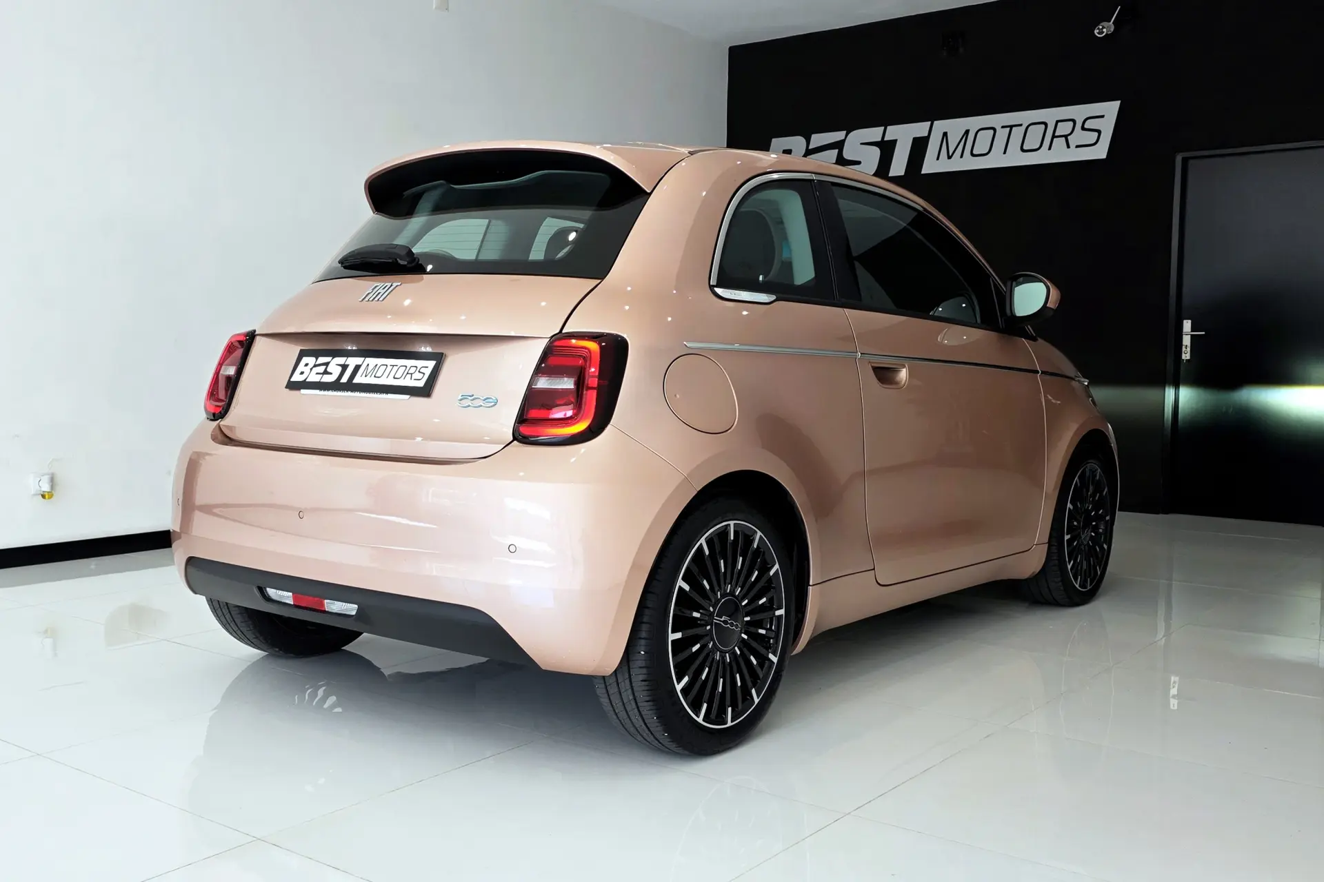 Fiat 500e 42kWh la Prima (by Bocelli) 5