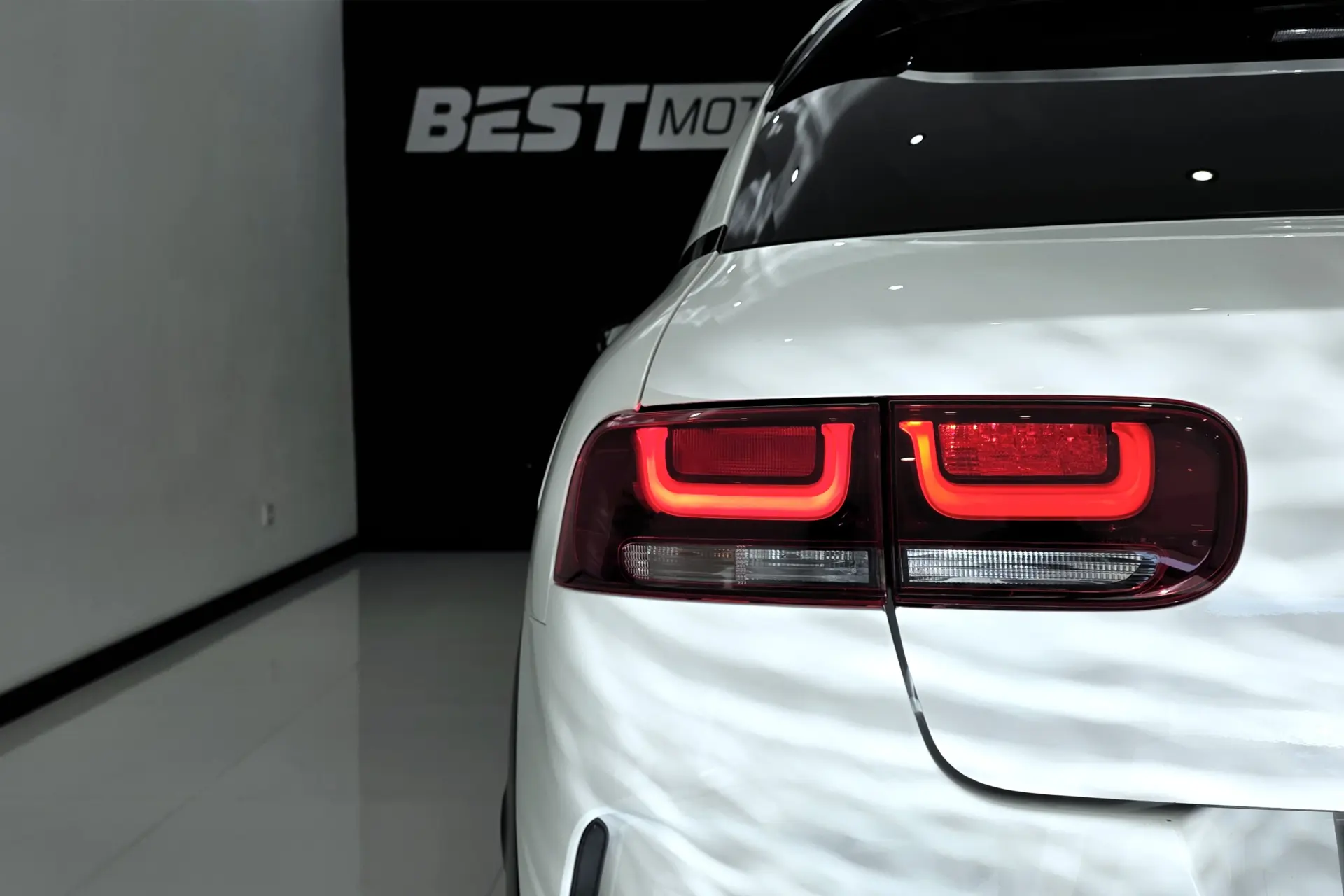 Citroen C4 Cactus 1.2 PureTech Shine Pack 25