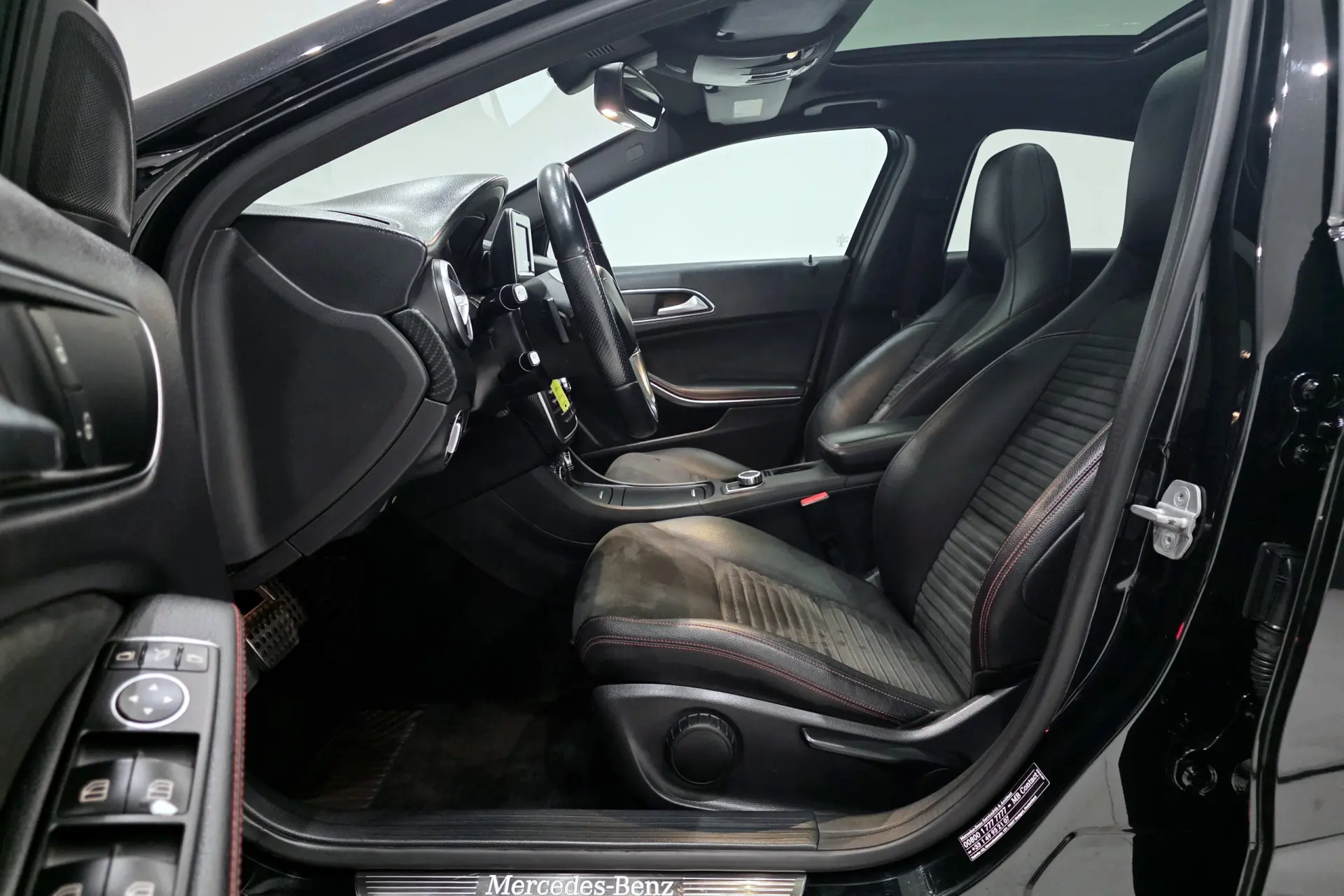 Mercedes-Benz A 200 d AMG Line Aut. 11