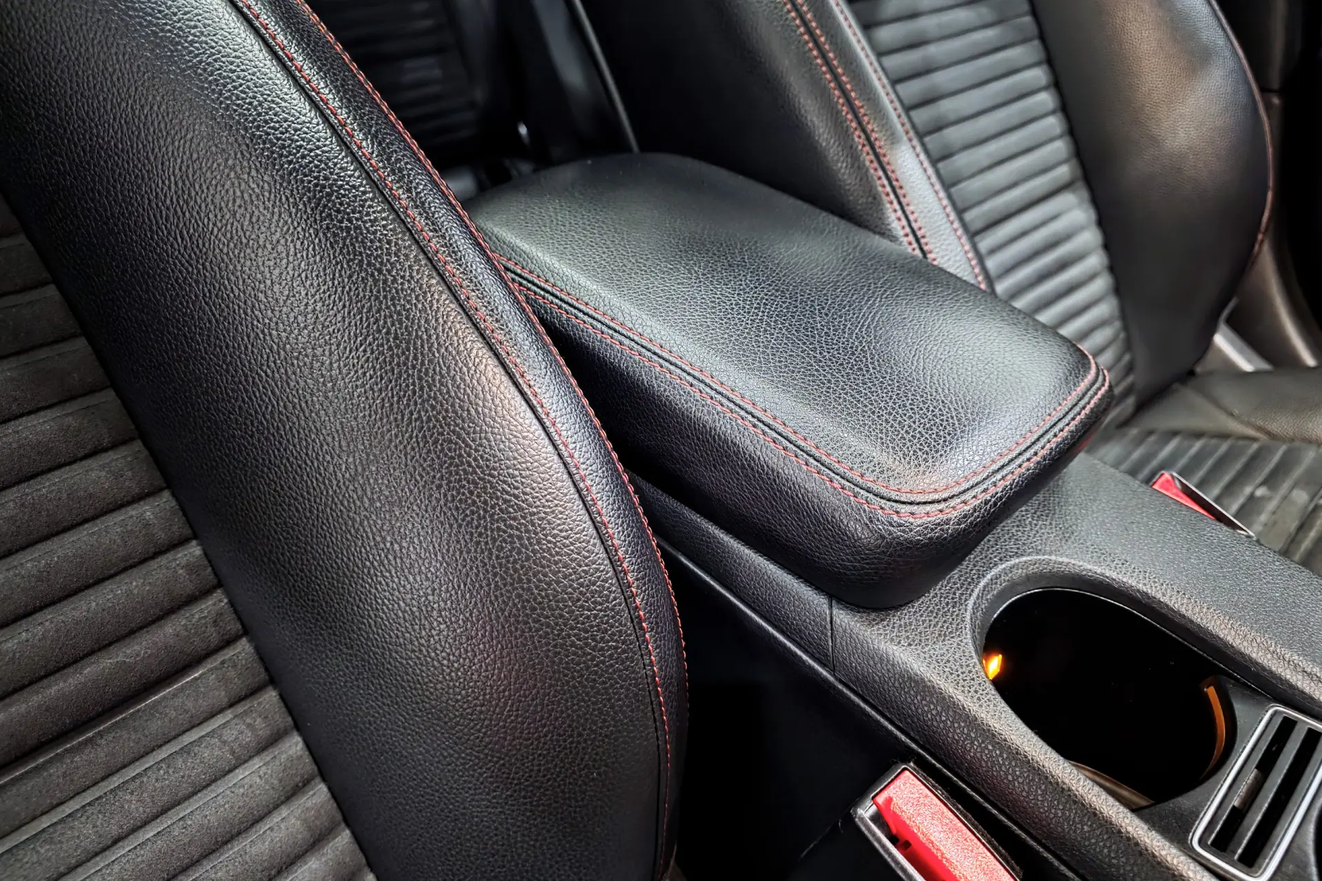 Mercedes-Benz A 200 d AMG Line Aut. 25