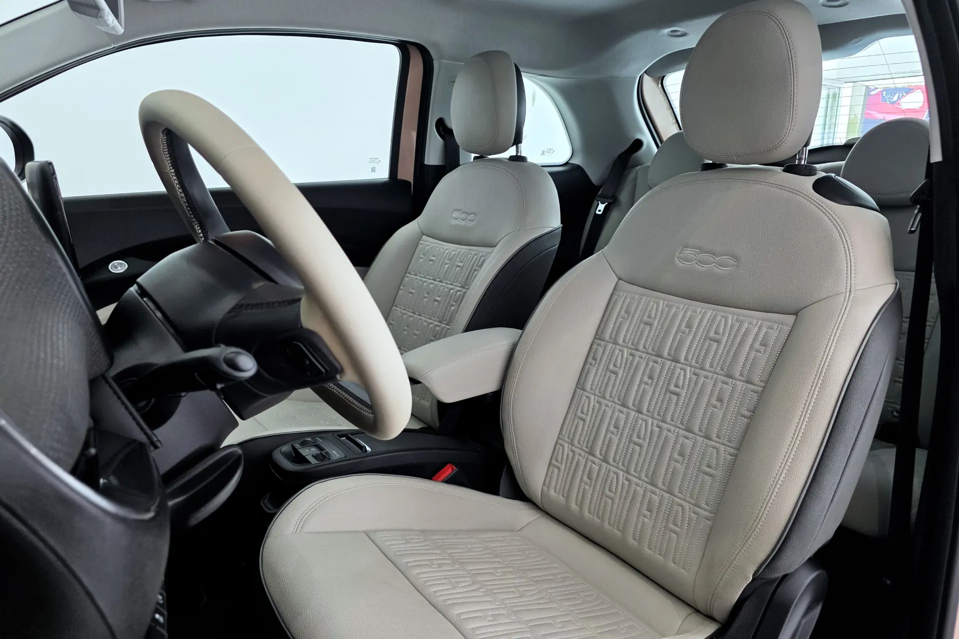 Fiat 500e 42kWh la Prima (by Bocelli) 9