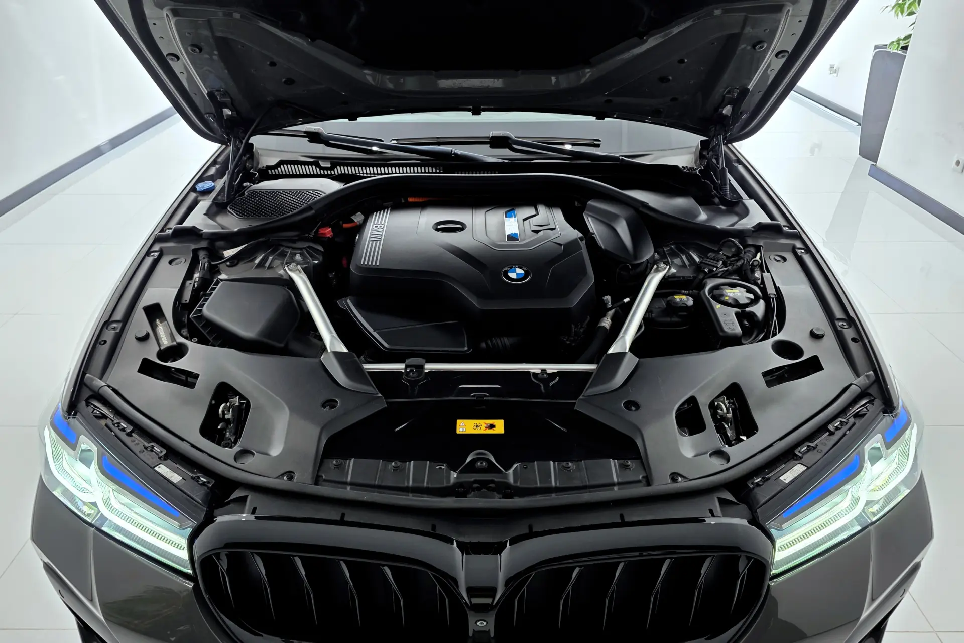 BMW 530 e Pack Desportivo M 54